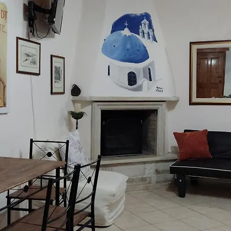 Sofita With Tzakouzi Maroulas