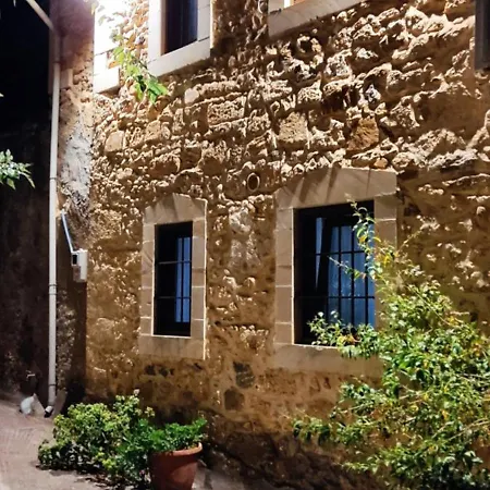 Sofita With Tzakouzi Maroulas
